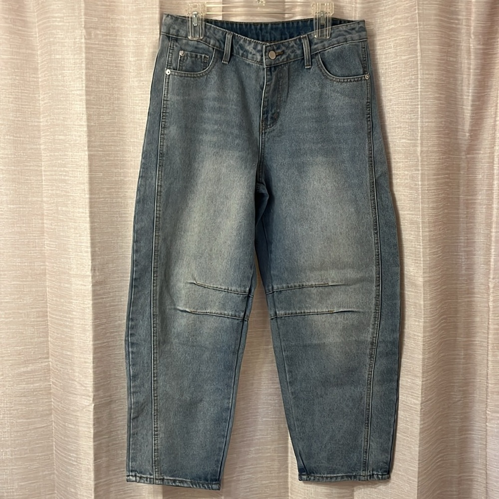 Barrel jeans